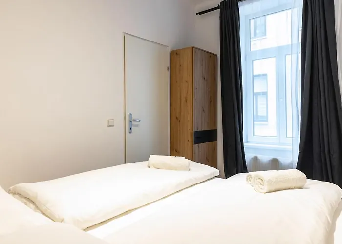Modern And Lovely Next To Subway Station Apartment Wien