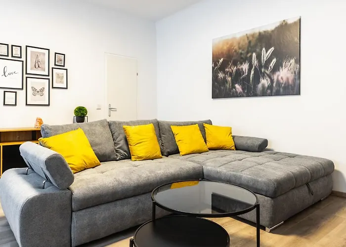 Modern And Lovely Next To Subway Station * Wien