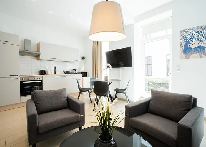 Modern And Lovely Next To Subway Station Apartment Wien