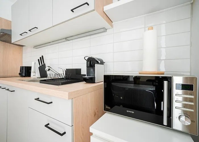 Modern And Lovely Next To Subway Station Apartment