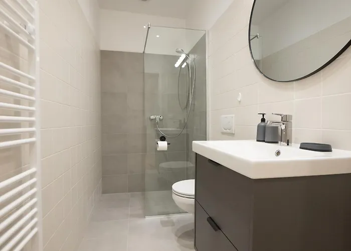 Apartment Modern And Lovely Next To Subway Station Wien