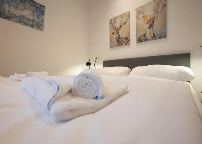 Modern And Lovely Next To Subway Station Apartment Wien